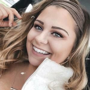 Meet your Posher, Destiny